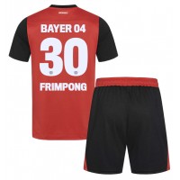 Camisa de Futebol Bayer Leverkusen Jeremie Frimpong #30 Equipamento Principal Infantil 2024-25 Manga Curta (+ Calças curtas)